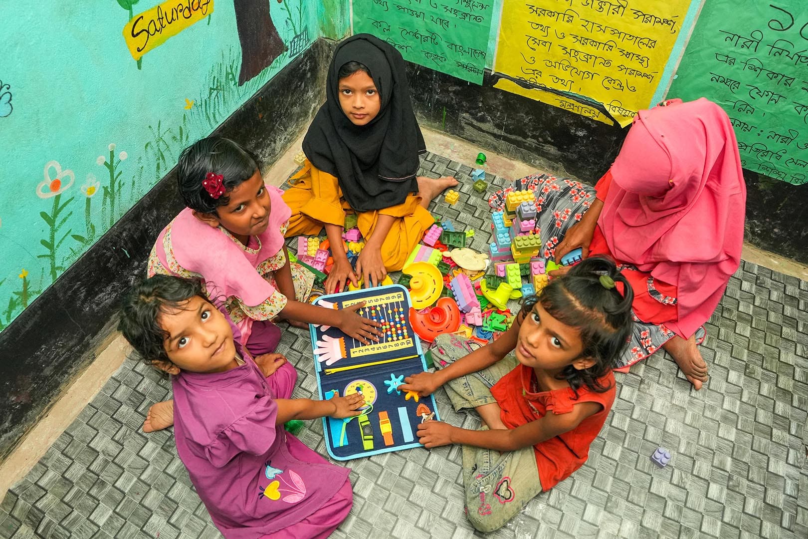 শিশুদের সৃজনশীল কার্যক্রম